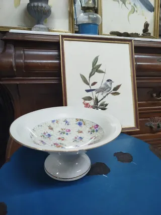 Mesa auxiliar redonda azul