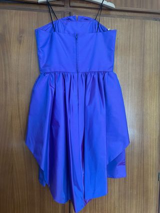 Vestido de fiesta de tafetán morado con lazo