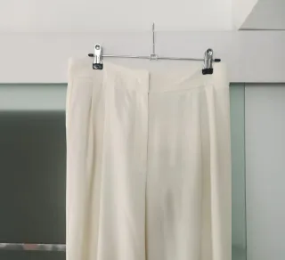 Pantalón lana Massimo Dutti beige T.38