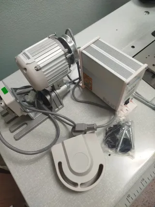 Motor Servo SEWMAQ