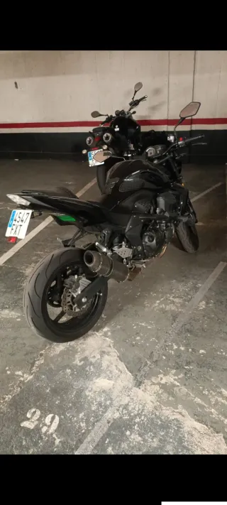 Vendo Kawasaki Z750