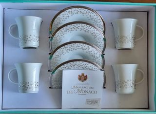 Juego de té porcelana y Swarovski. Coleccionismo