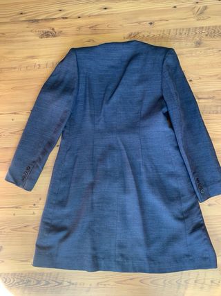 Traje chaqueta larga azul