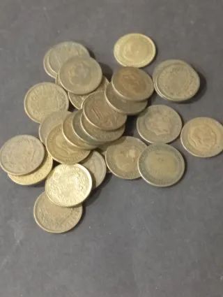 Conjunto di monete Peseta Franco