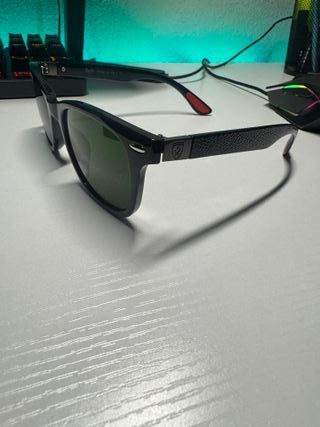 Ray-Ban Wayfarer Edición Ferrari Negro/Rojo