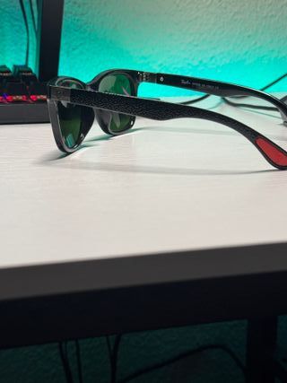 Ray-Ban Wayfarer Edición Ferrari Negro/Rojo