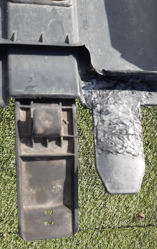 GUARDABARROS RENAULT PREMIUM