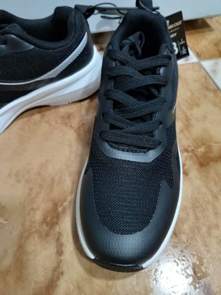 Zapatillas deporte nuevas 38