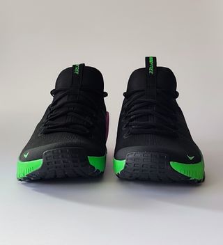 T43 - Nike Free Metcon 6 - Black/Green Strike