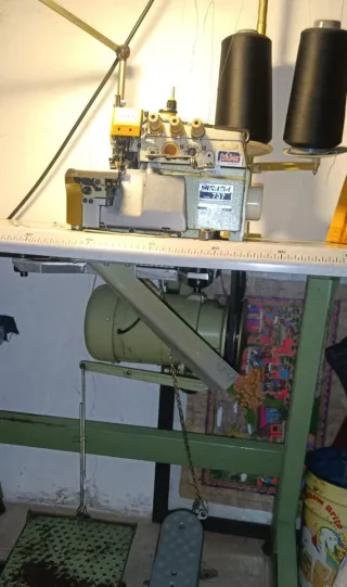 Overlock Siruba 737