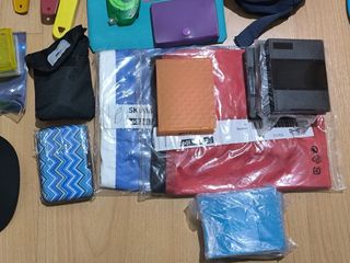 Lote de mas de 30 accesorios varios