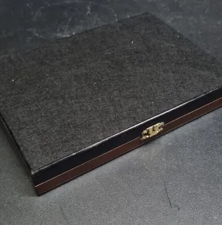 Astuccio per monete e once d'argento