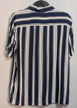 Camisa Bershka Rayas Azul y Blanco