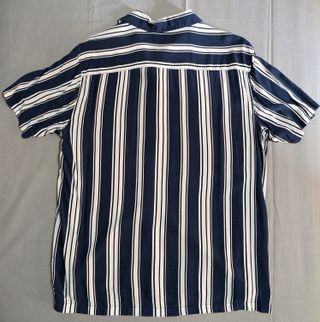 Camisa Bershka Rayas Azul y Blanco