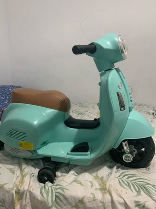 Moto eléctrica infantil hasta 4 años