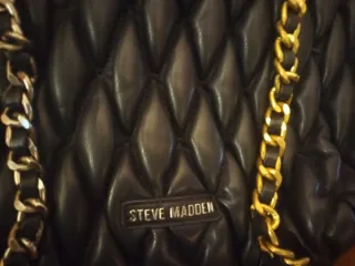 Bolso Steve Madden Negro Acolchado Cadena