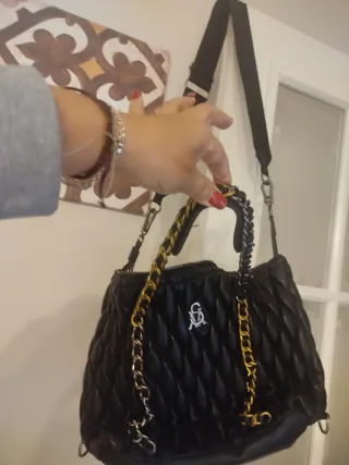 Bolso Steve Madden Negro Acolchado Cadena
