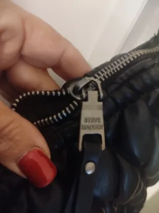 Bolso Steve Madden Negro Acolchado Cadena