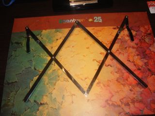 Atril de sobremesa cromado plegable