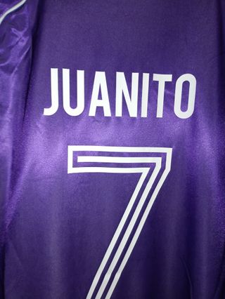 Camiseta Juanito 7 Morada futbol retro leyenda