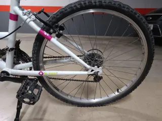 Bicicleta infantil 24 rosa y blanco