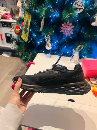 Nike DC3728-00 Zapatillas Negras una sola puesta