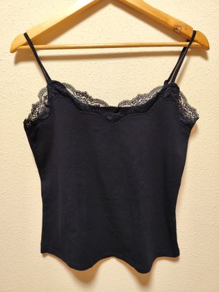 Lote 6 prendas Talla M: Chaqueta, Top, Chaleco...