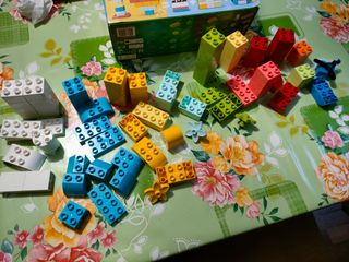 Lego Duplo 10909 Caixa de Blocos Criativos