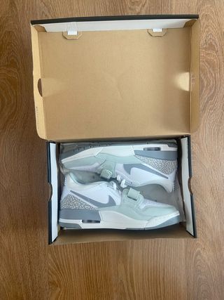 Zapatillas Jordan Legacy 312 Low Gris/Blanco