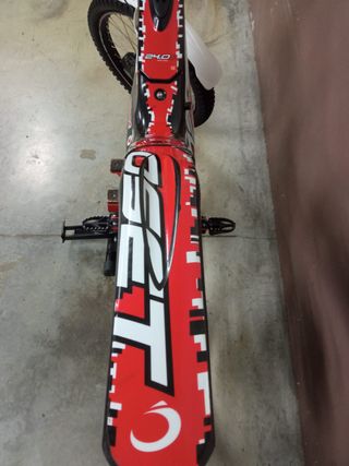 Moto Trial eléctrica OSET 24.0 Racing Infantil