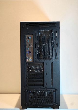 PC GAMING ALTO RENDIMIENTO – i7 9700K / RTX 2070 S