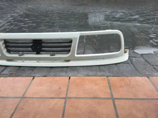 Parrilla Suzuki Vitara