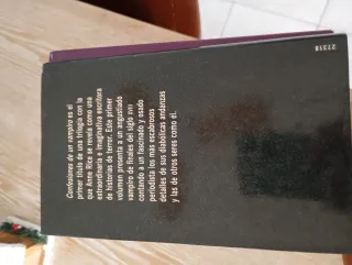 Se venden libros como nuevos  1 x5€ 2x8€