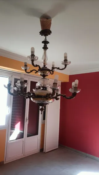 Lámpara de techo de cristal y metal