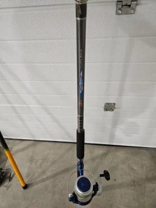 Kit pesca iniciación cañas y carretes