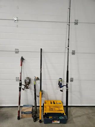 Kit pesca iniciación cañas y carretes