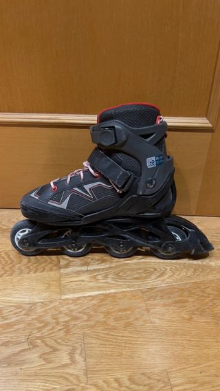 Patines en línea Oxelo, protecciones y bolsa.