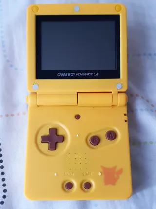 Nintendo Game Boy Advance SP Amarillo