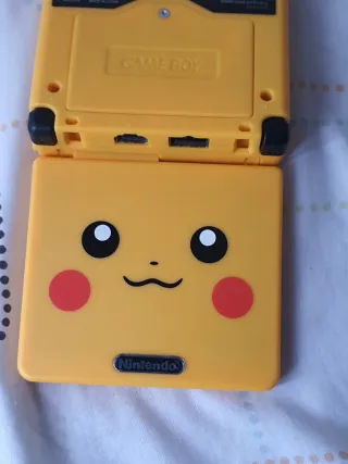 Nintendo Game Boy Advance SP Amarillo