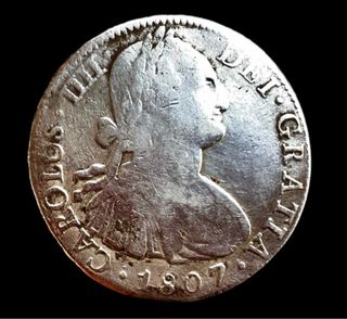 1807 ESPAÑA ~ 8 REALES PLATA. REY CARLOS IIII ~ MX