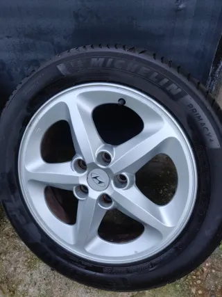 5 Llantas + Neumáticos Hyundai Sonata 225/50 R17
