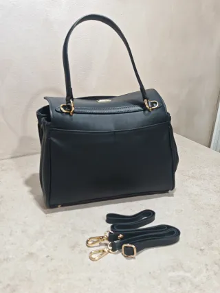 Borsa a spalla in pelle liscia nera