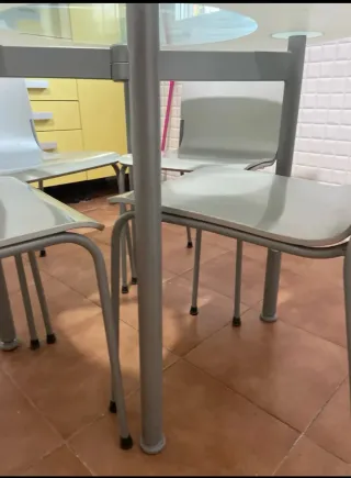 Mesa redonda cocina cristal y metal