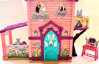 Casa Ciervo Enchantimals  8 Muñecas y sus mascotas