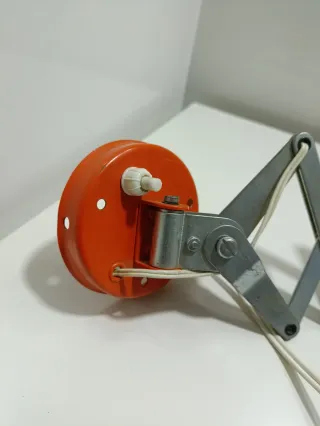 Lámpara flexo vintage naranja y plateada