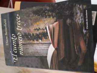 Se venden libros variados  1x5€ 2x8€