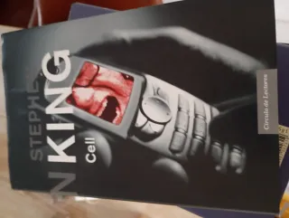 Se venden libros variados  1x5€ 2x8€