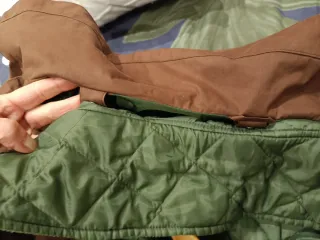 Parka acolchada verde chico