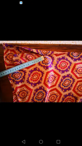 Blusón de estampado arabesco.