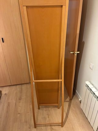 Espejo de cuerpo entero de madera